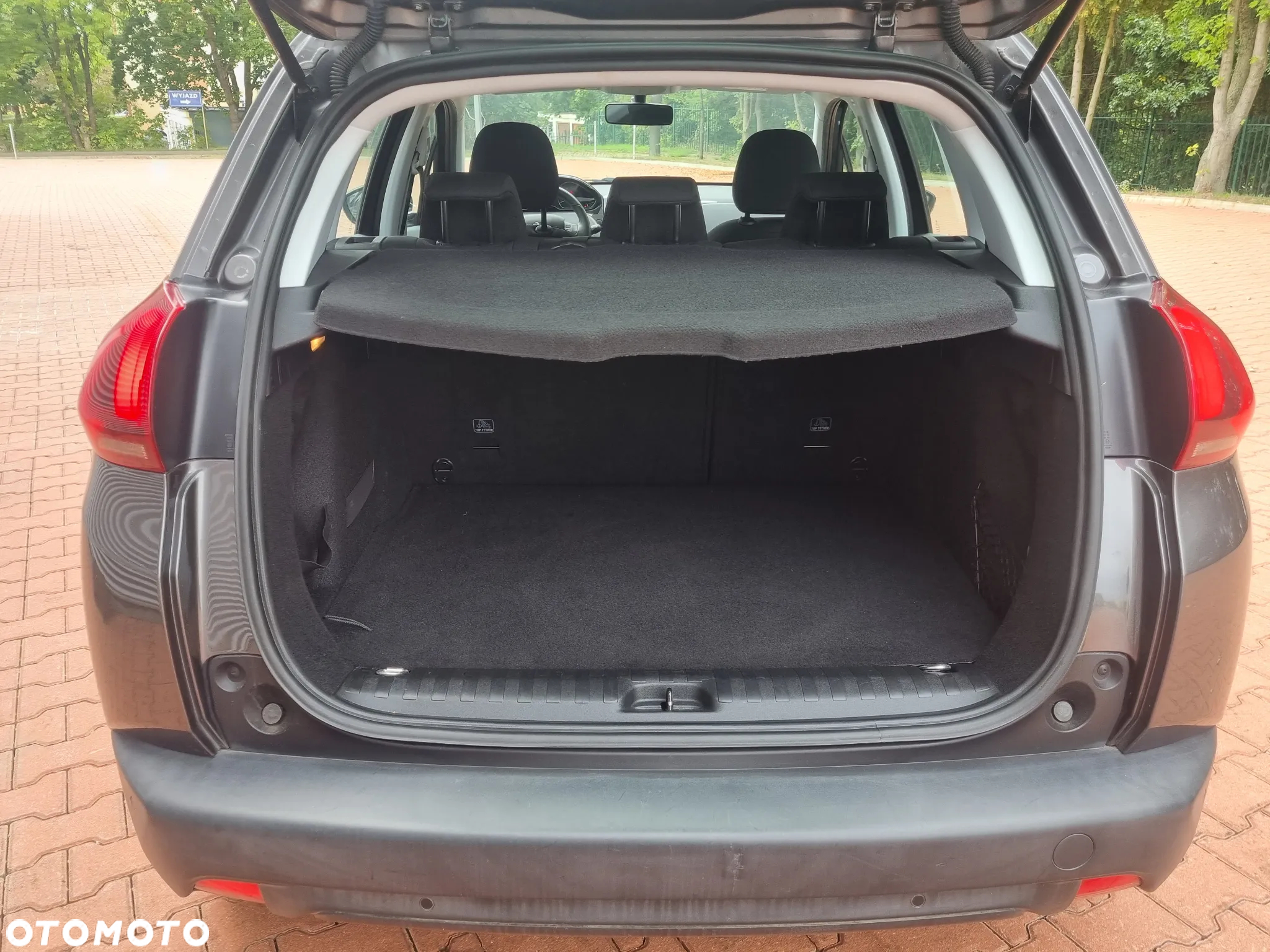 Peugeot 2008 PureTech 110 Stop&Start Allure - 11