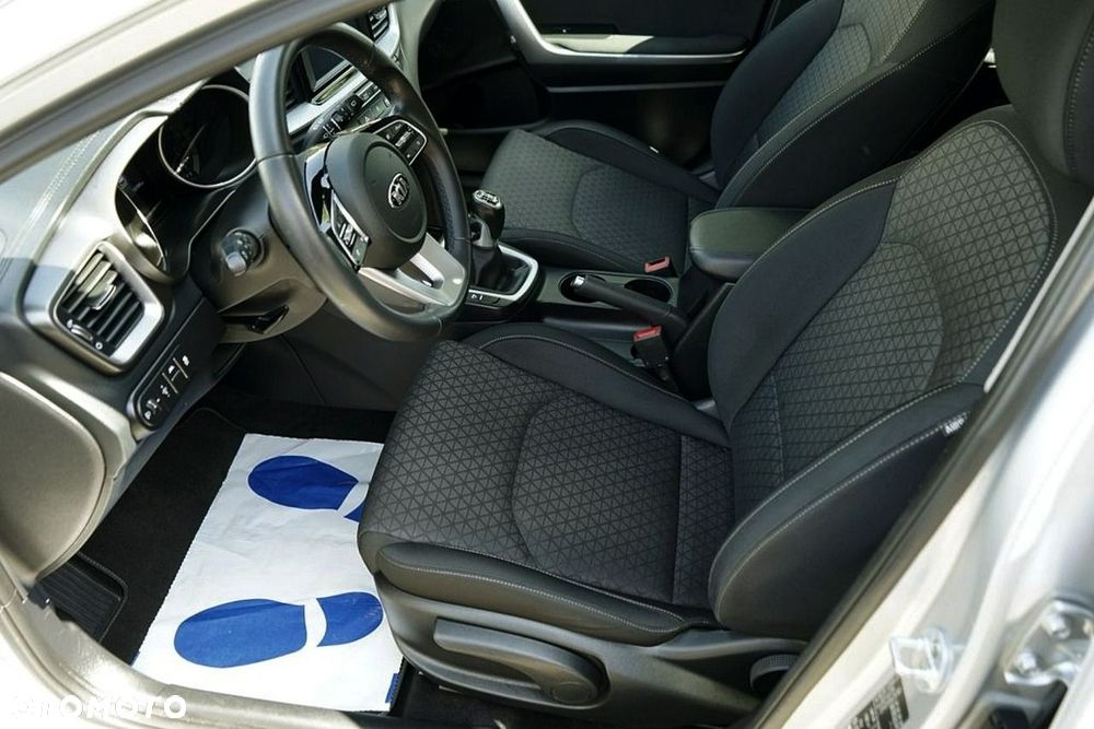 Kia Ceed - 17