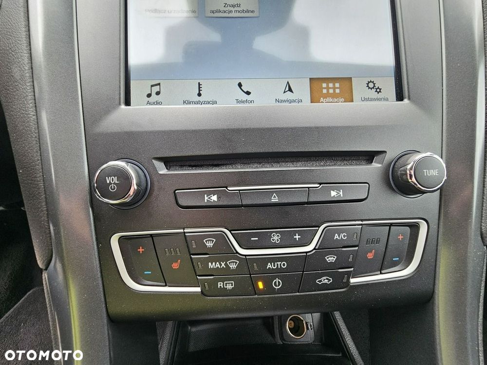 Ford Mondeo - 22