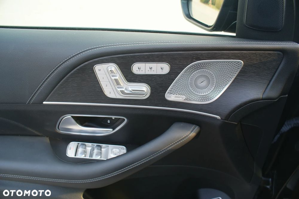 Mercedes-Benz GLE - 16