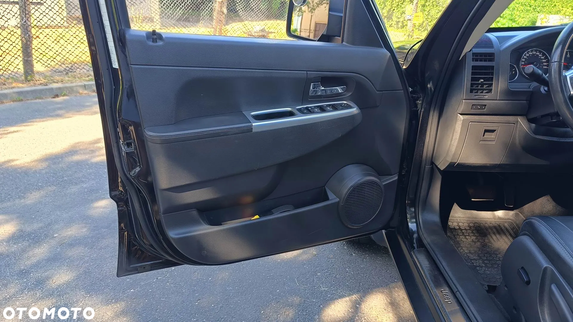 Jeep Cherokee 2.8 CRD DPF Automatik Limited Exclusive - 35