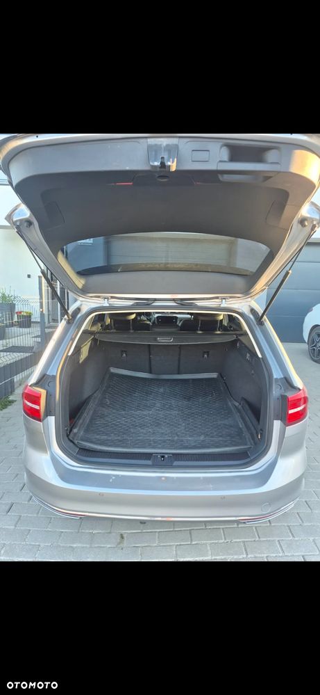 Volkswagen Passat Variant 1.8 TSI BMT Highline DSG - 19