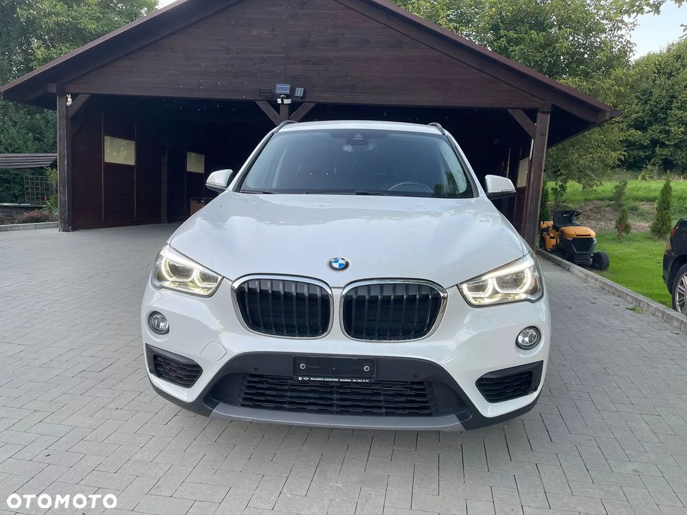 BMW X1 xDrive18d Advantage - 3