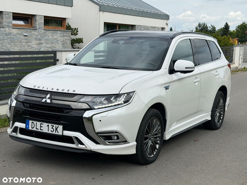 Mitsubishi Outlander 2.4 4WD Top - 1