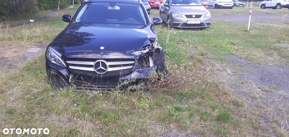 Mercedes-Benz Klasa C 250 (BlueTEC) d 4Matic 7G-TRONIC - 17