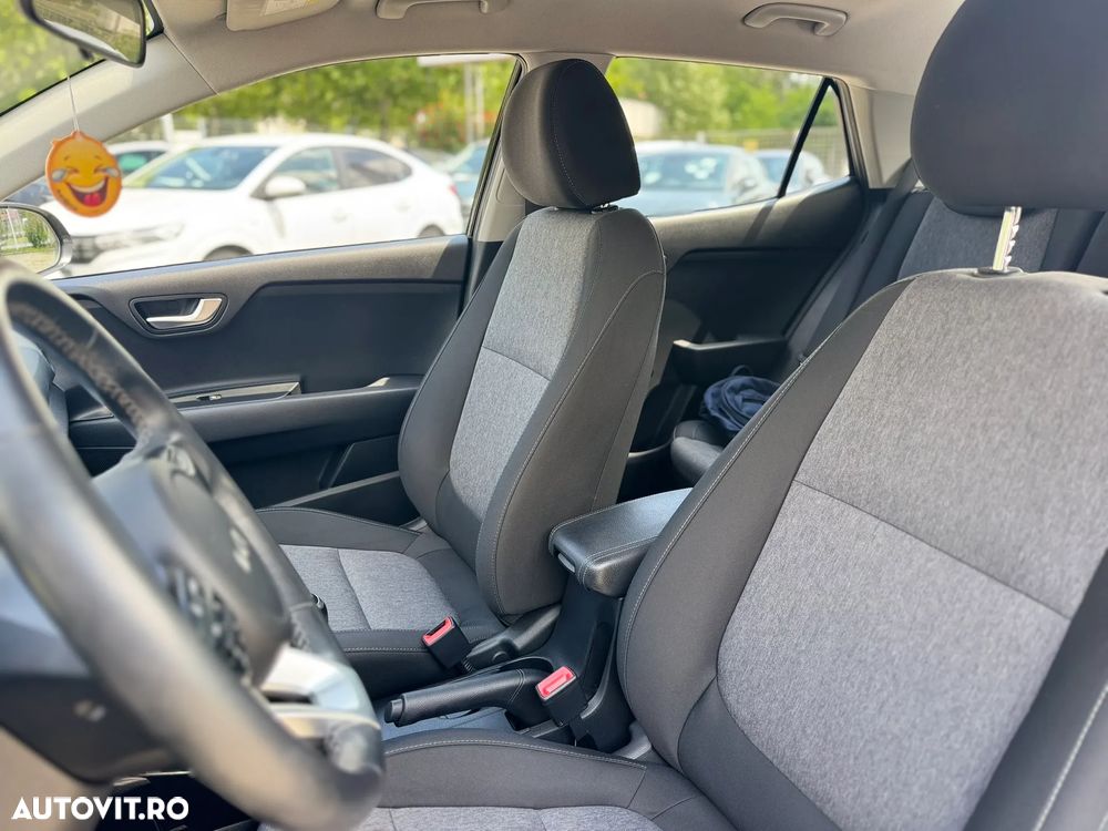 Kia Stonic 1.0 T-GDI 6MT Urban - 11