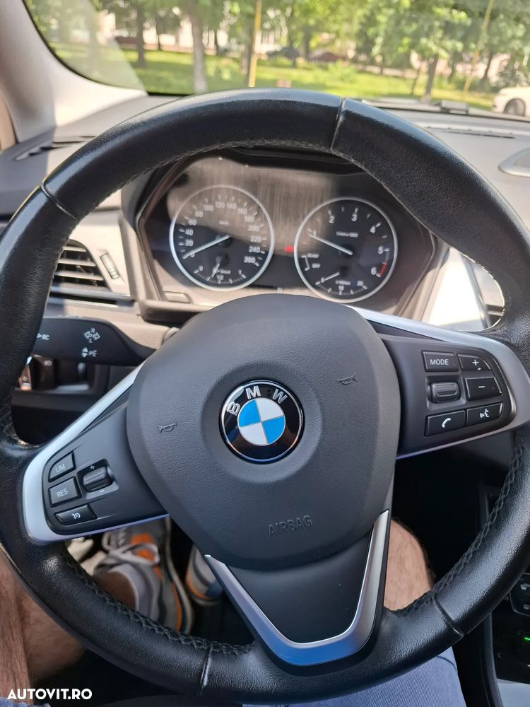 BMW Seria 2 218d Advantage - 11