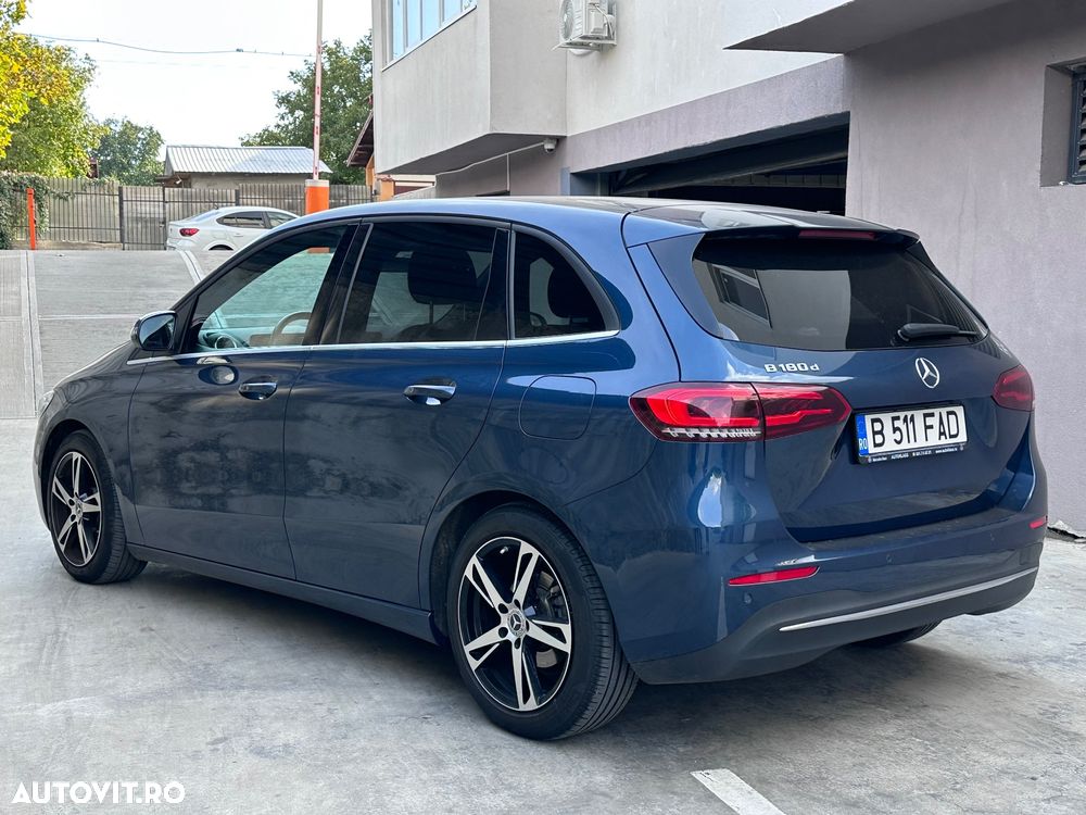 Mercedes-Benz B 180 d - 2