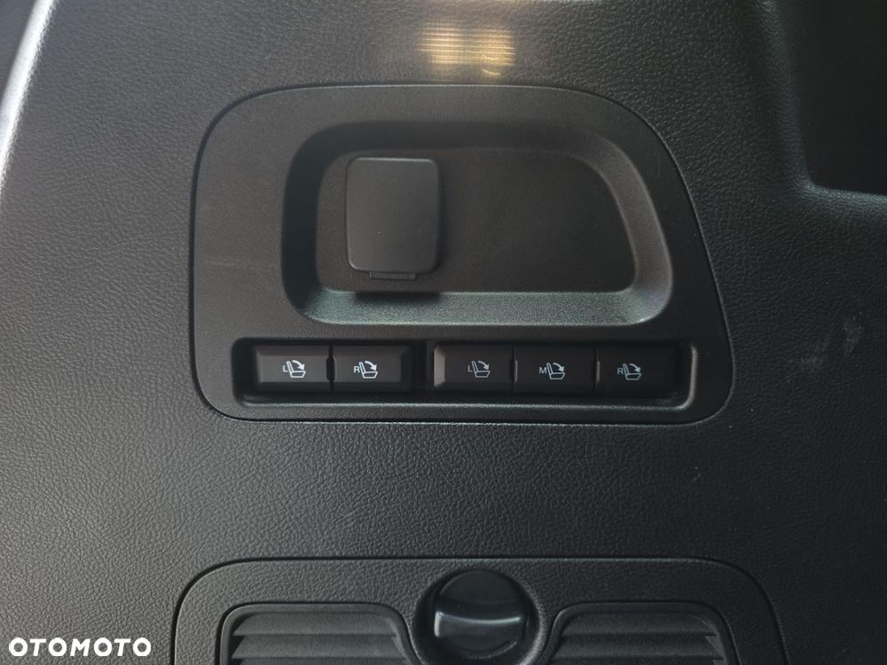 Ford S-Max 1.5 EcoBoost ST-Line - 25