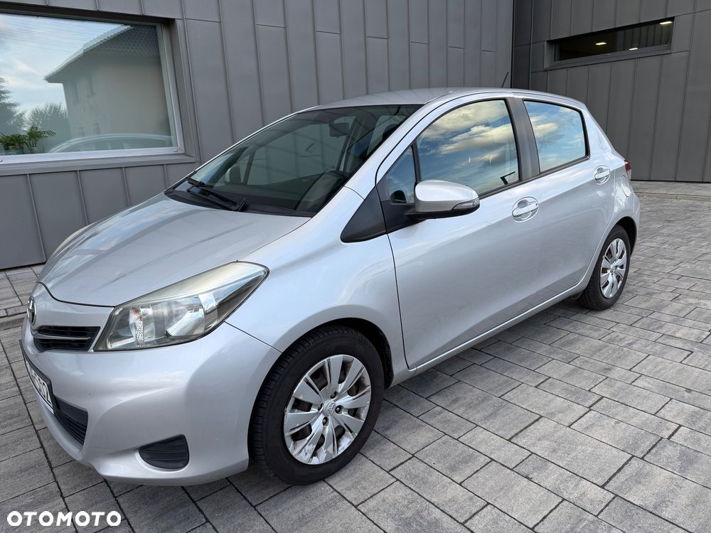 Toyota Yaris 1.33 Premium - 1