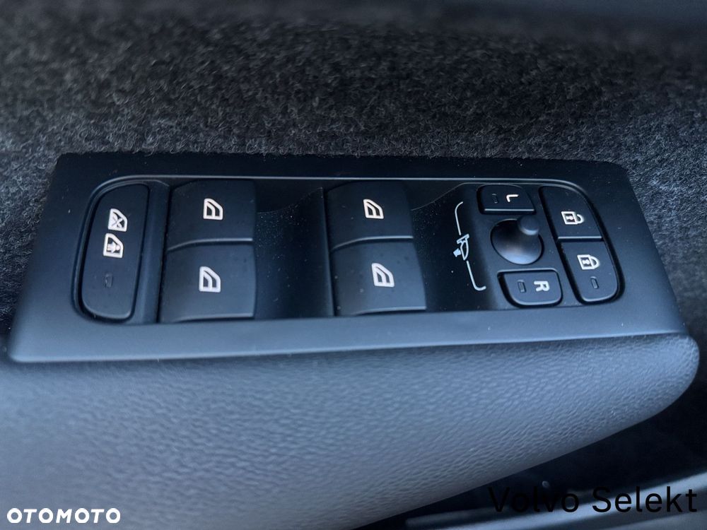 Volvo XC 40 - 26