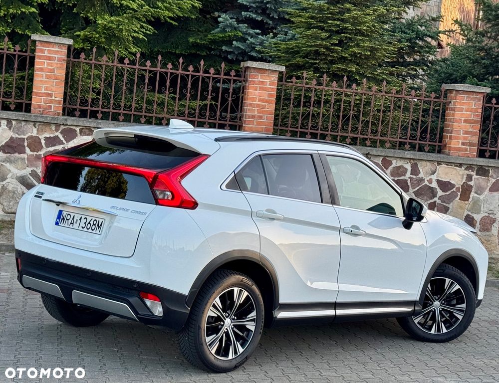 Mitsubishi Eclipse Cross - 11