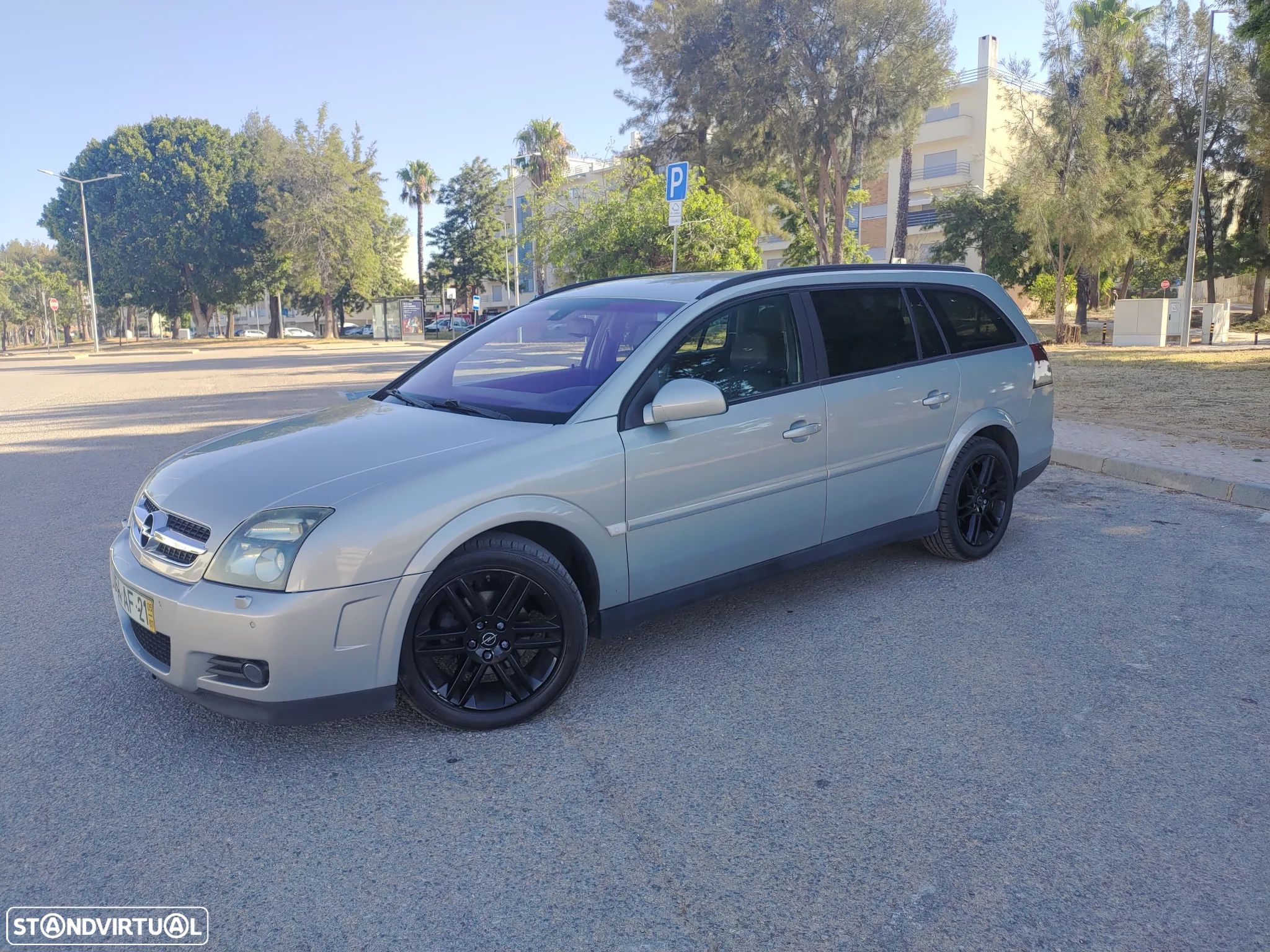 Opel Vectra Caravan 1.9 CDTi Elegance - 1