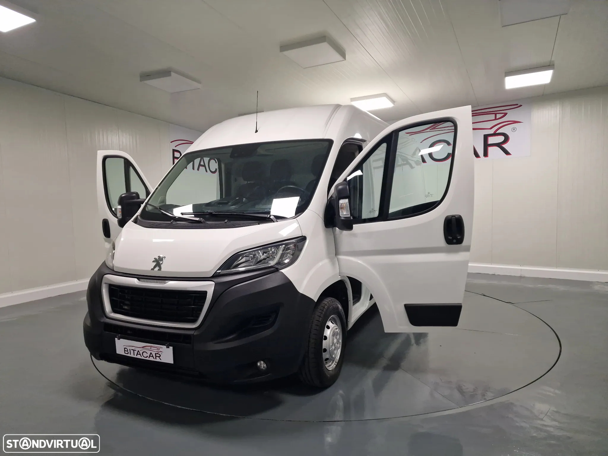 Peugeot BOXER 2.2 BLUEHDi 335 L2H2 Pro GPS CAM. TRASEIRA IVA DEDUTIVEL - 9