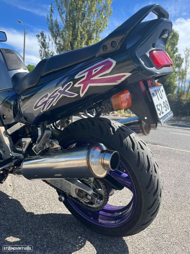 Suzuki GSX-R - 5