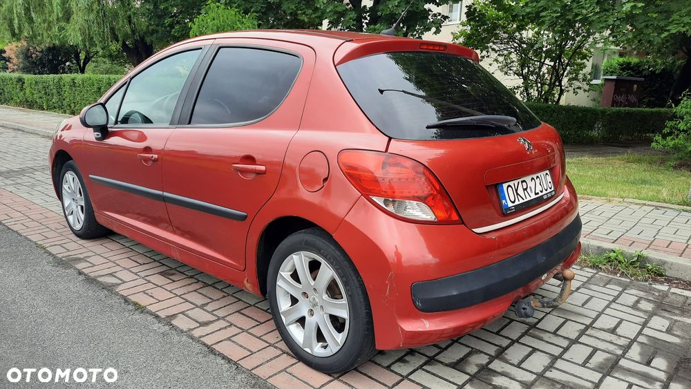 Peugeot 207 - 3
