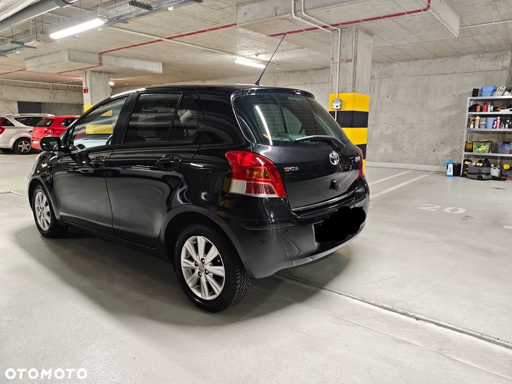 Toyota Yaris 1.33 VVT-i Multi Mode Executive - 3