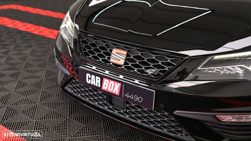 SEAT Leon ST 2.0 TSI 4Drive OPF DSG Cupra R - 3