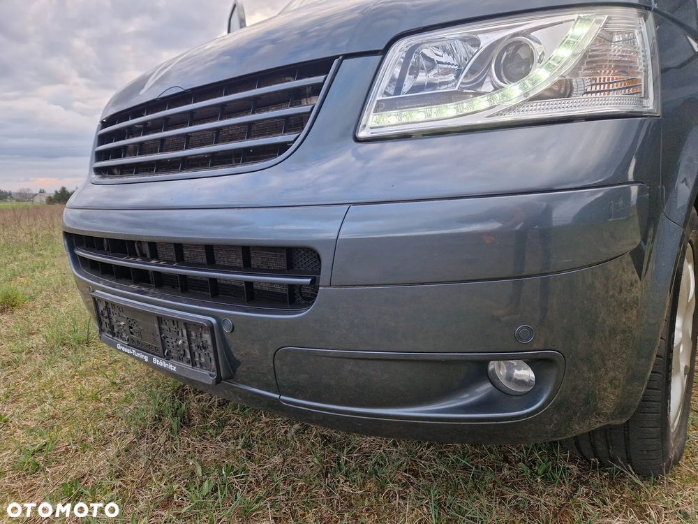Volkswagen Multivan - 34