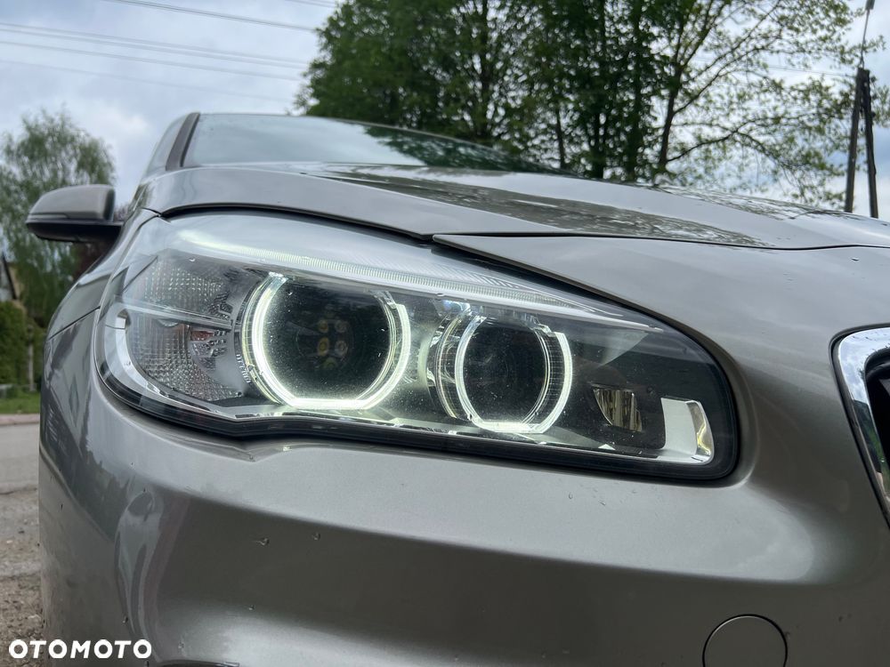 BMW Seria 2 218i Sport Line - 2
