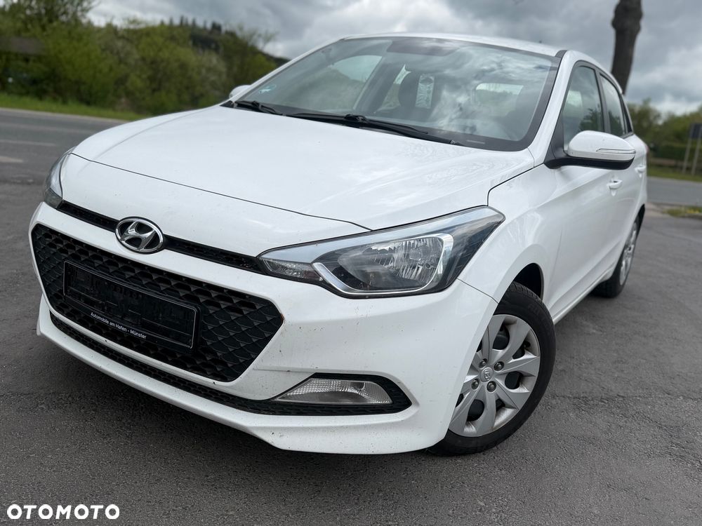 Hyundai i20 blue 1.2 Classic - 1