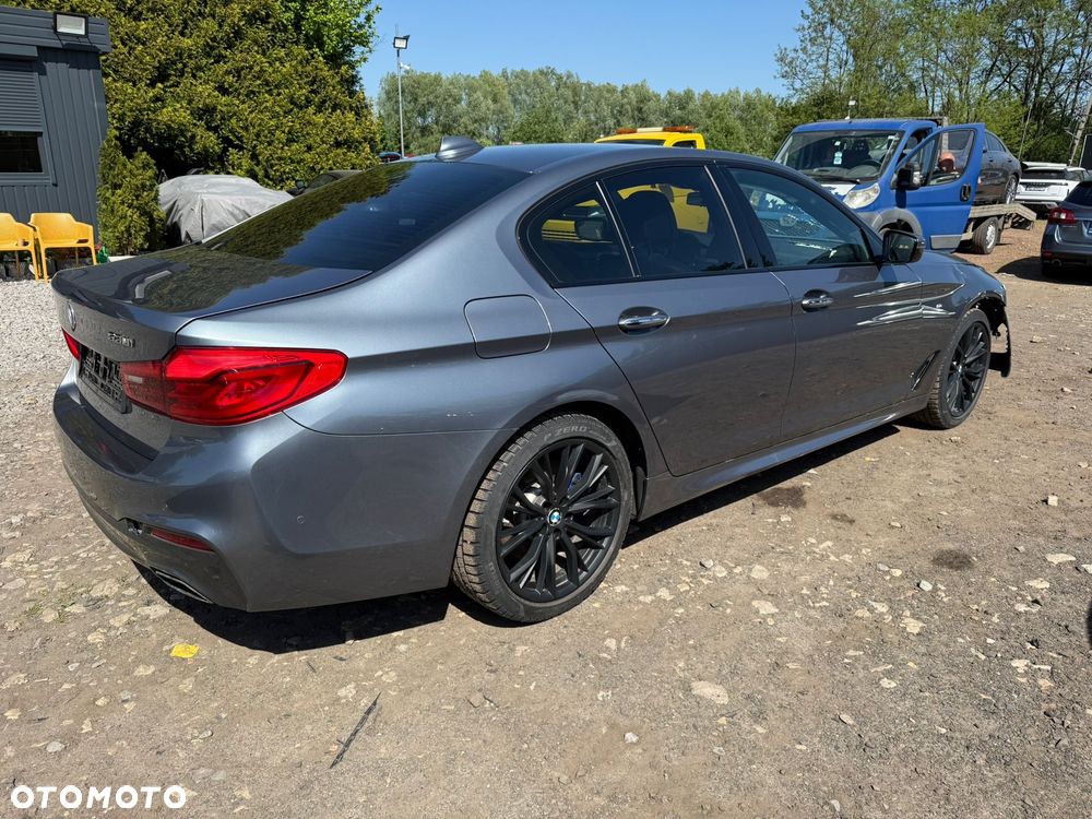 BMW Seria 5 530i xDrive M Sport sport - 2