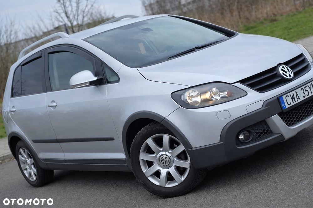 Volkswagen Golf Plus - 1