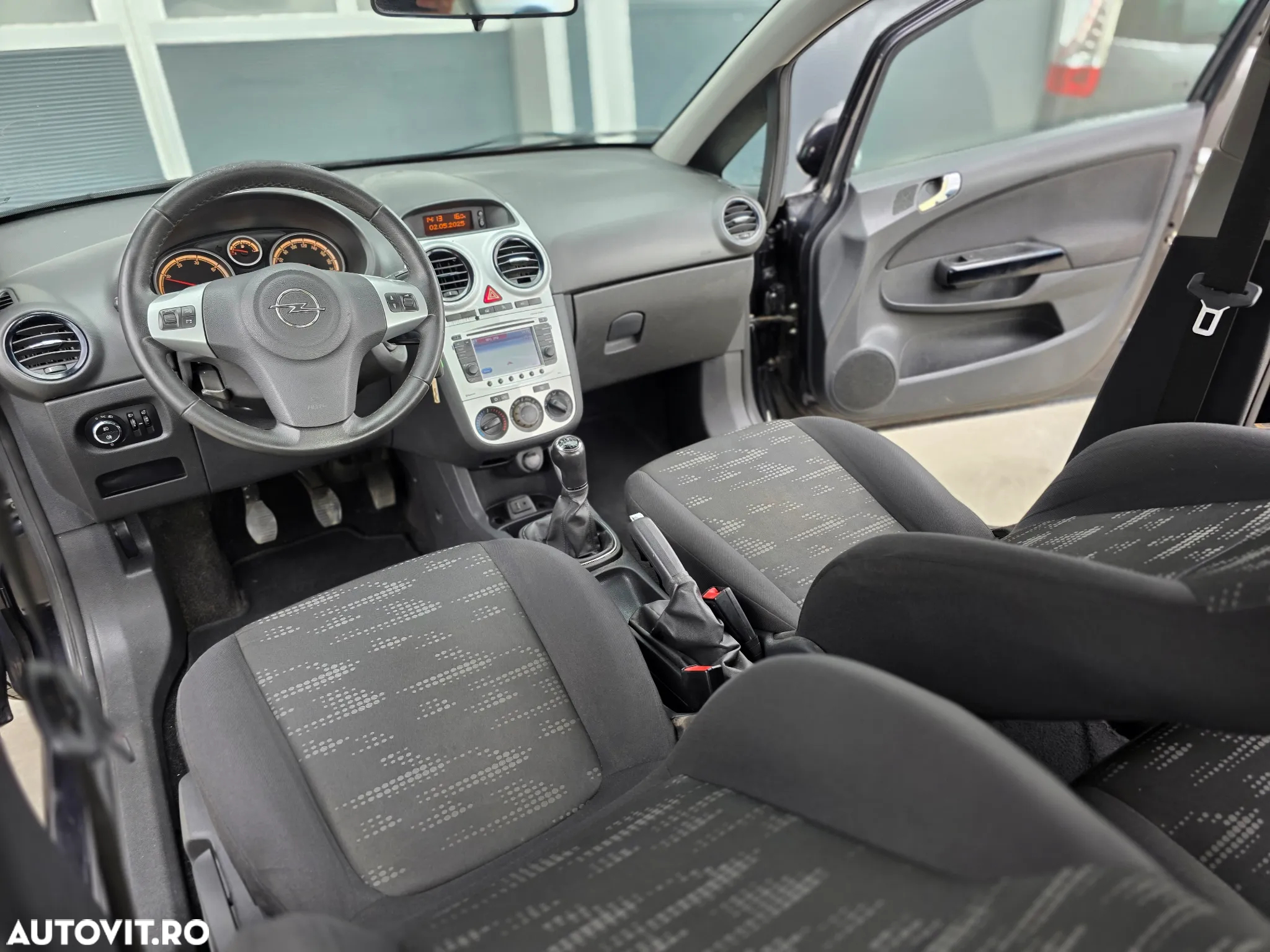 Opel Corsa 1.3 CDTI Cosmo - 9