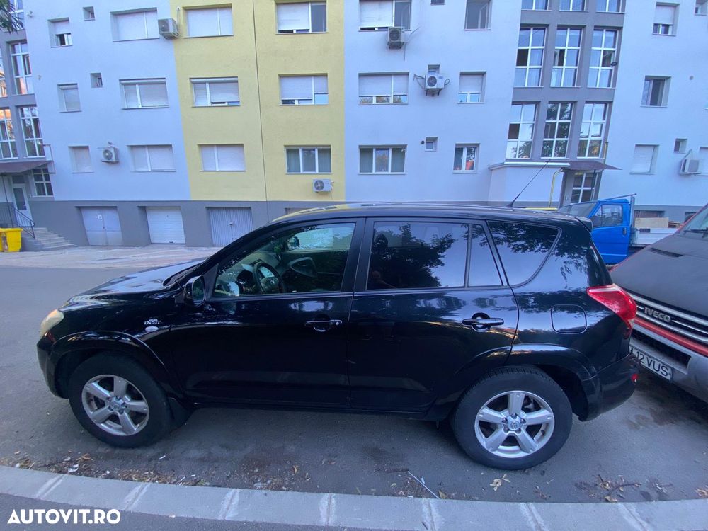 Toyota RAV4 - 2
