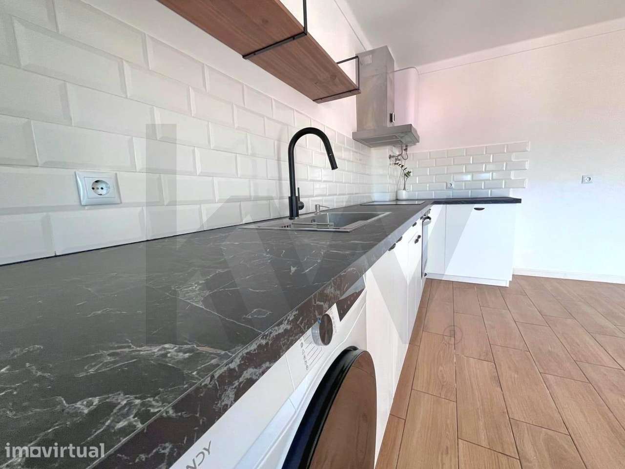 Um Refúgio na Foz do Arelho: Apartamento T2 Remodelado para Arrendamen - Grande imagem: 3/20