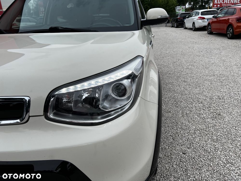 Kia Soul 1.6 CRDI Attract - 23