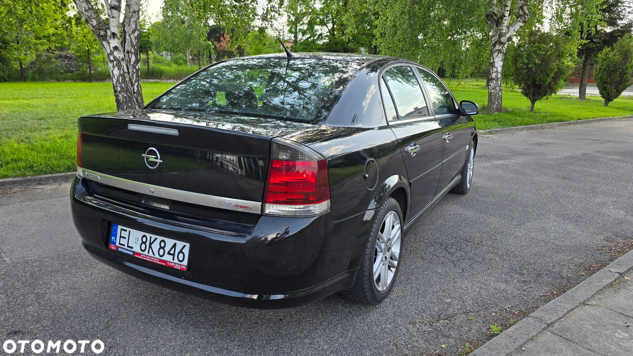 Opel Vectra 2.0 T Cosmo - 4