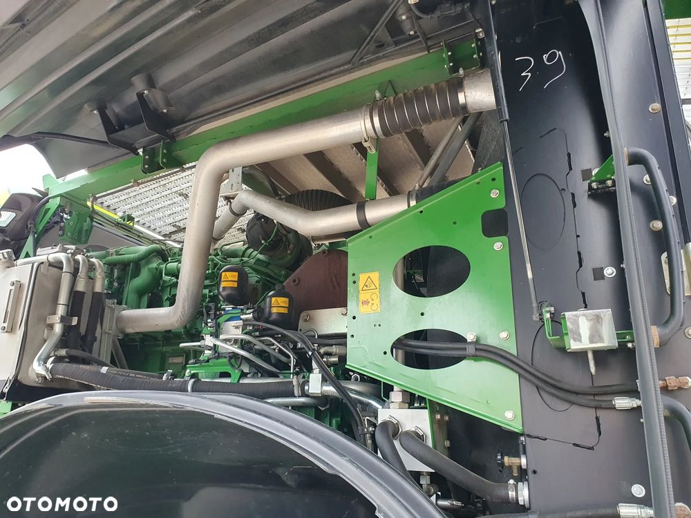 John Deere 8600 4x4 - 23