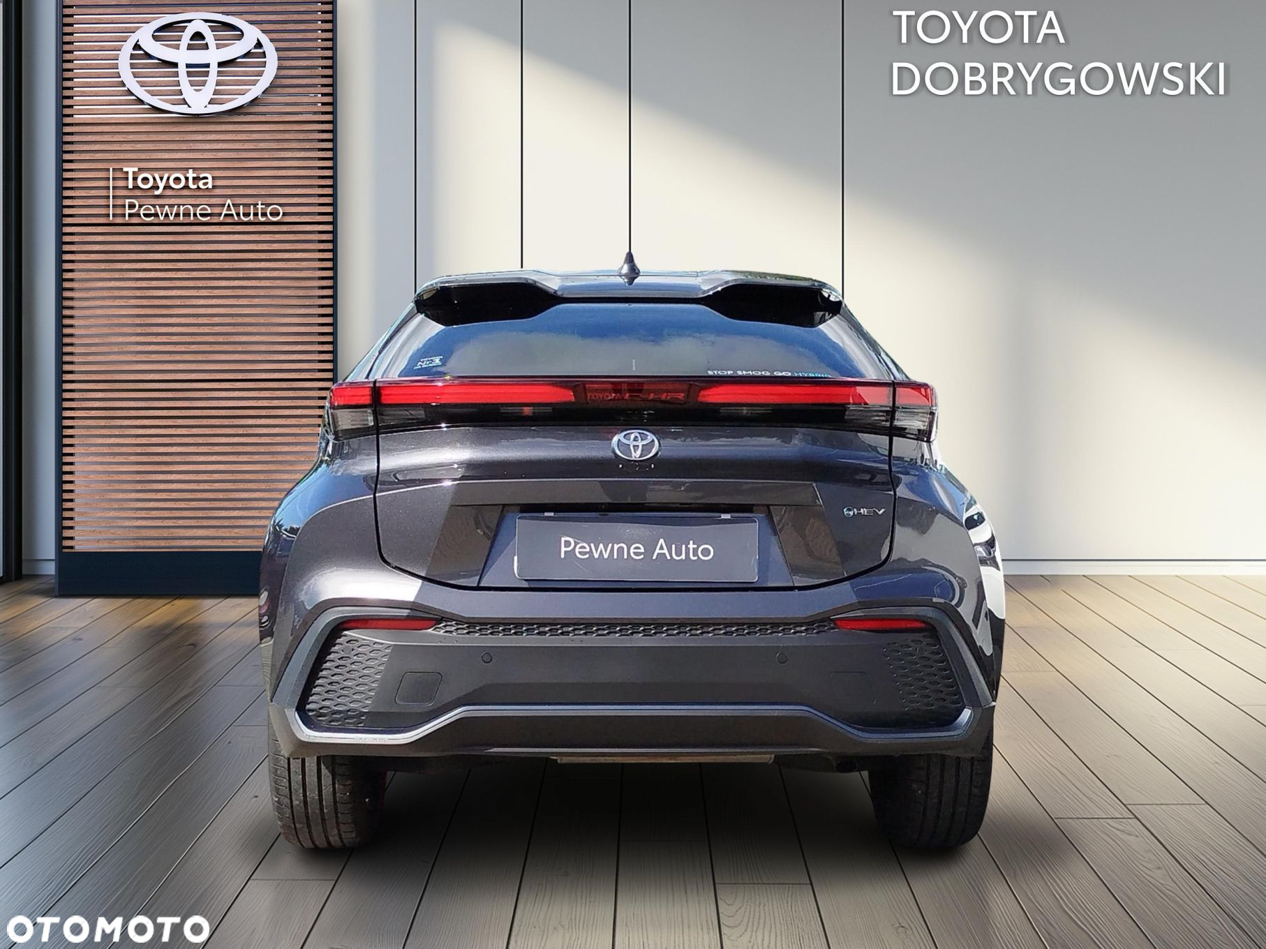 Toyota C-HR - 4
