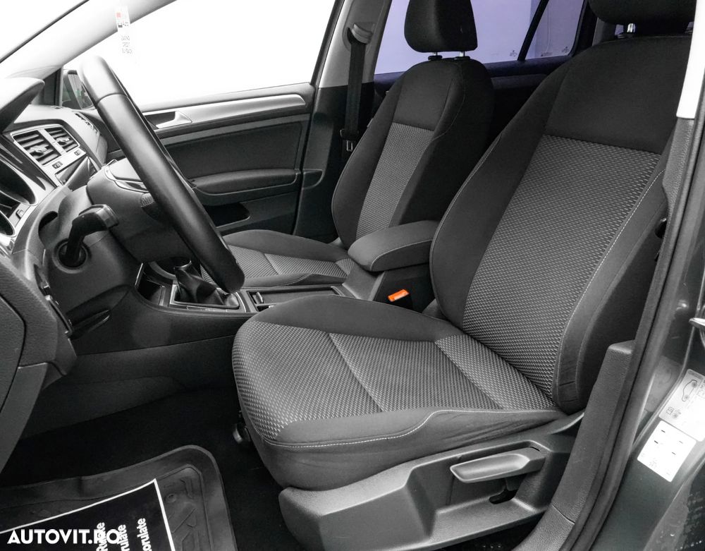 Volkswagen Golf 1.6 TDI BMT Comfortline - 14