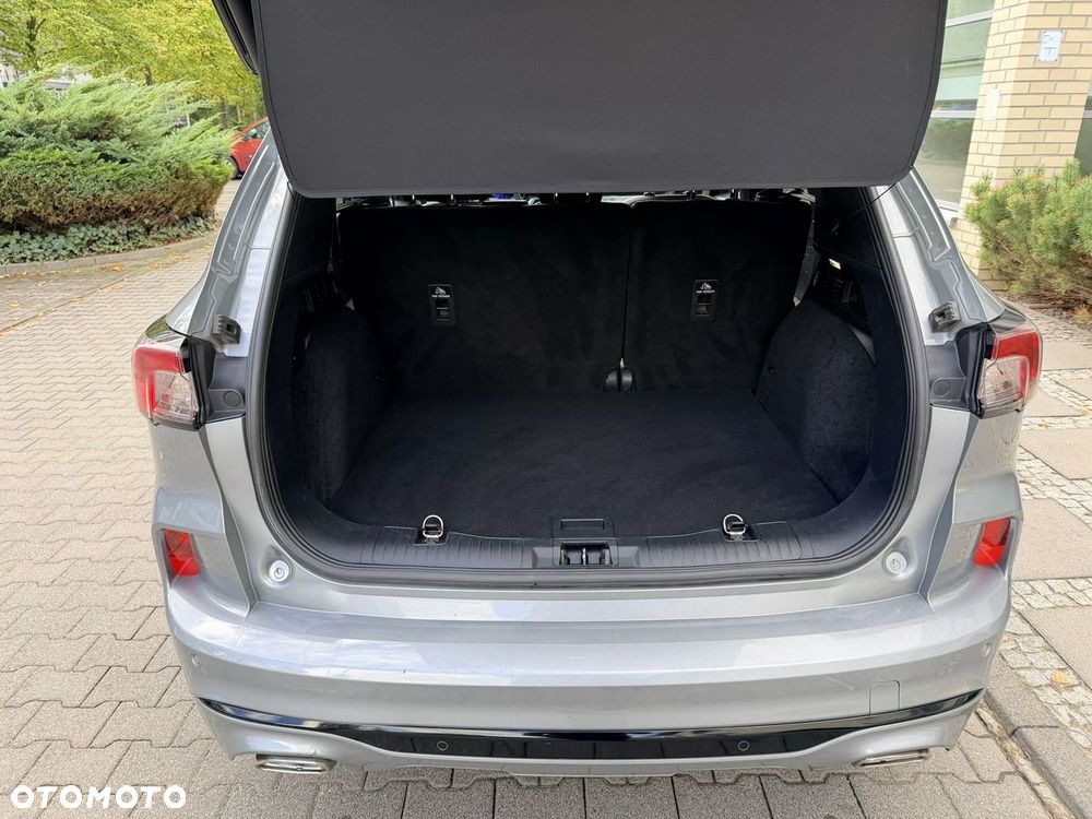 Ford Kuga - 10