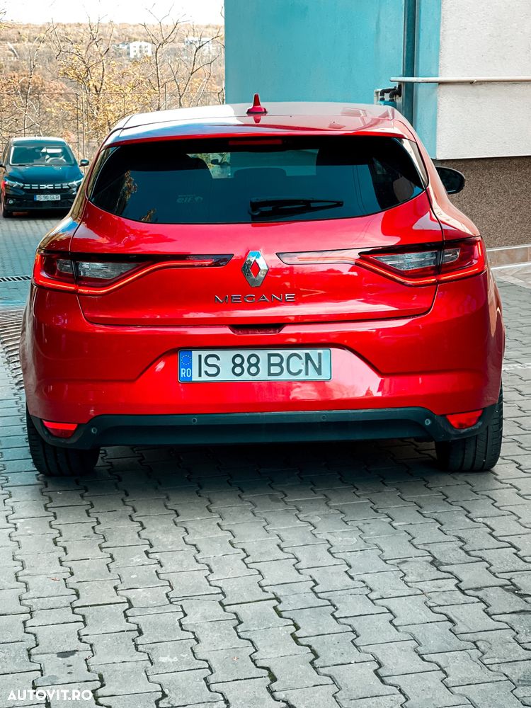 Renault Megane - 5