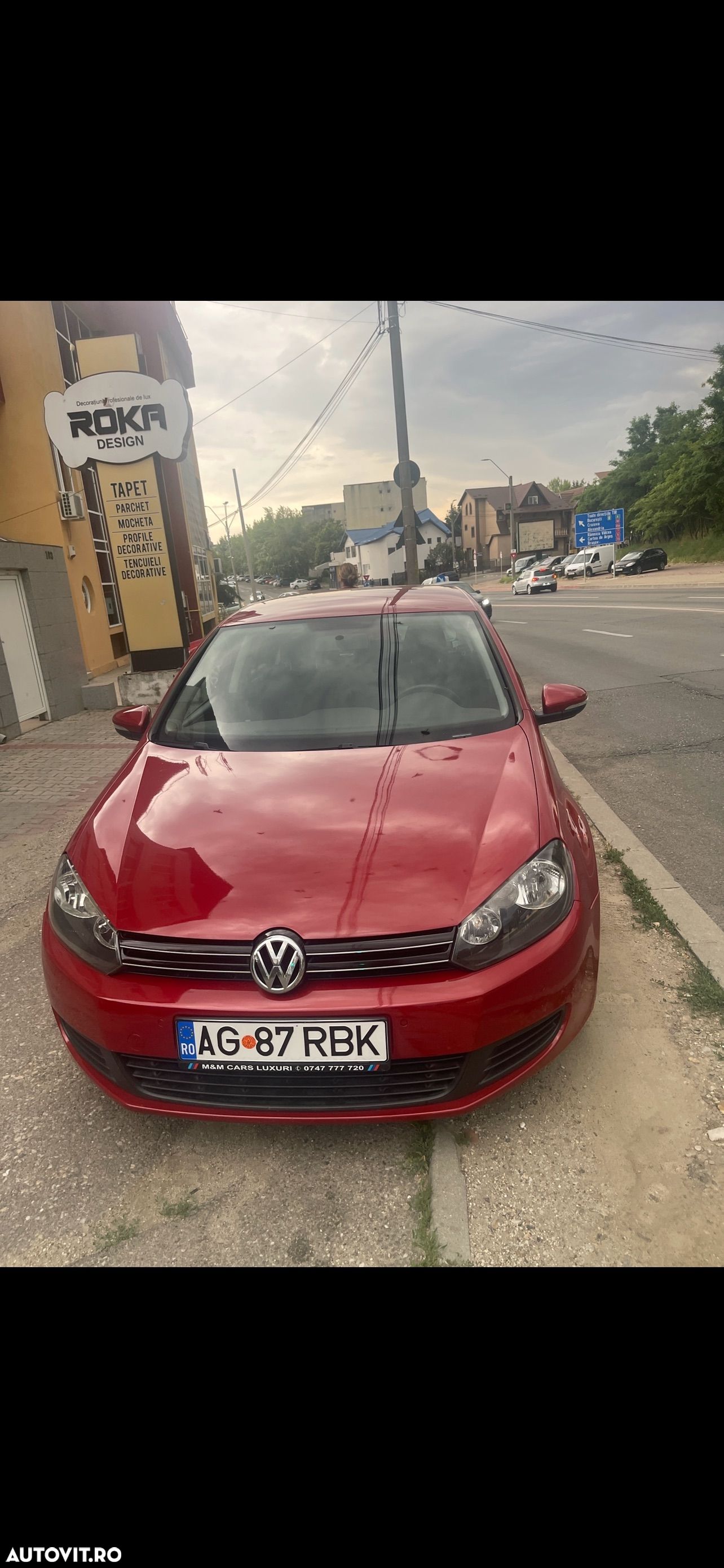 Volkswagen Golf - 1