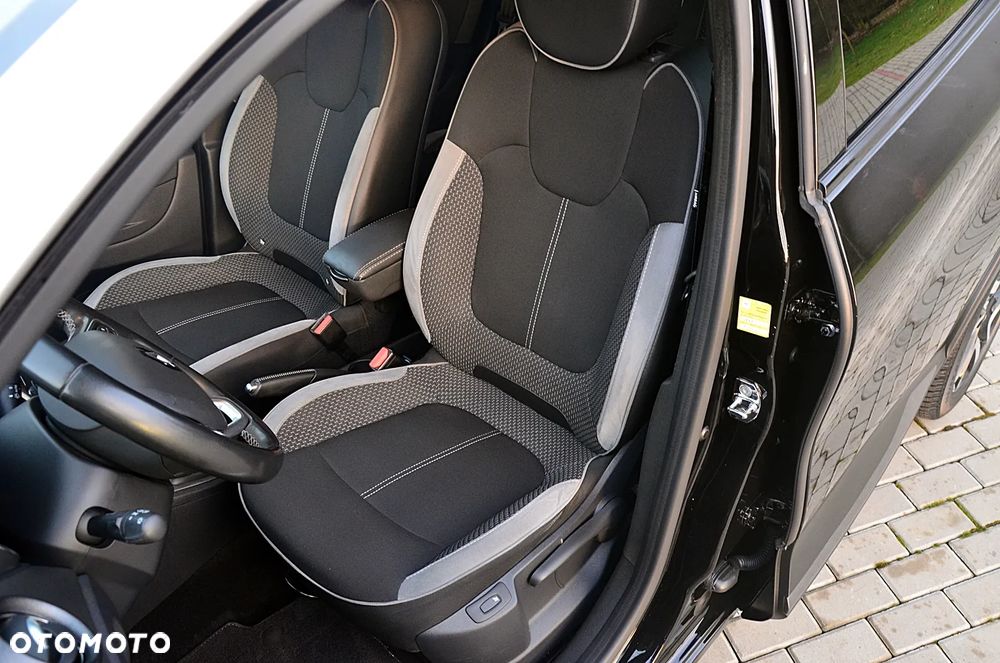 Renault Captur (ENERGY) TCe 90 BOSE EDITION - 15