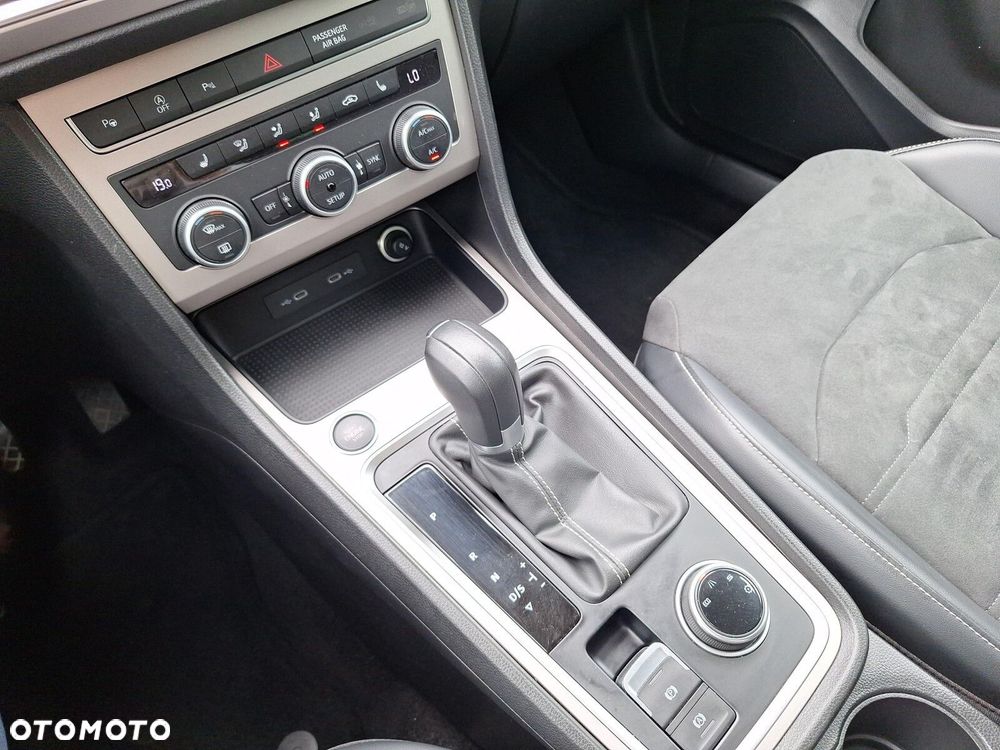 Seat Ateca 1.5 TSI Xperience S&S DSG - 17