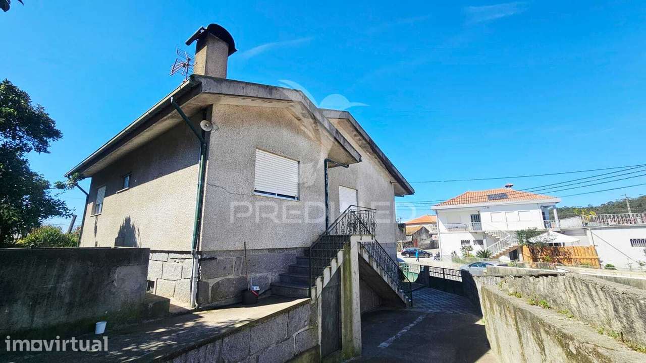 Quintinha com 2.724m² + Casa T3 + Ruína | Potencial de Investimento - Grande imagem: 4/40