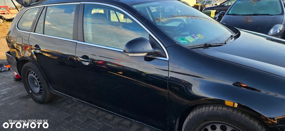 Drzwi  prawe przednie przód VW Golf 5 V kombi 2008r L041 - 1
