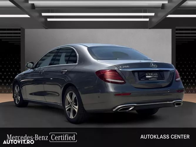 Mercedes-Benz E 200 9G-TRONIC - 5