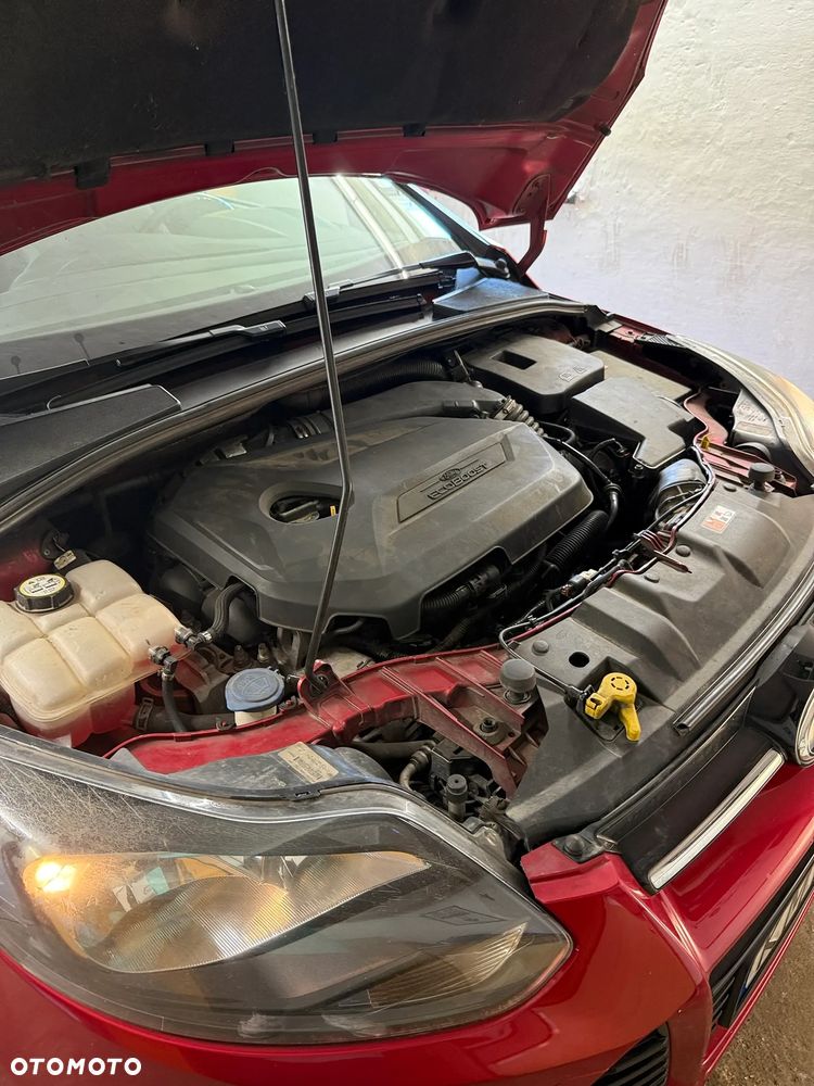 Ford Focus 1.6 EcoBoost Edition - 22