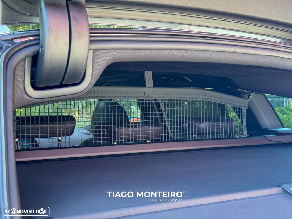 BMW 330 e Pack Desportivo M Auto - 60