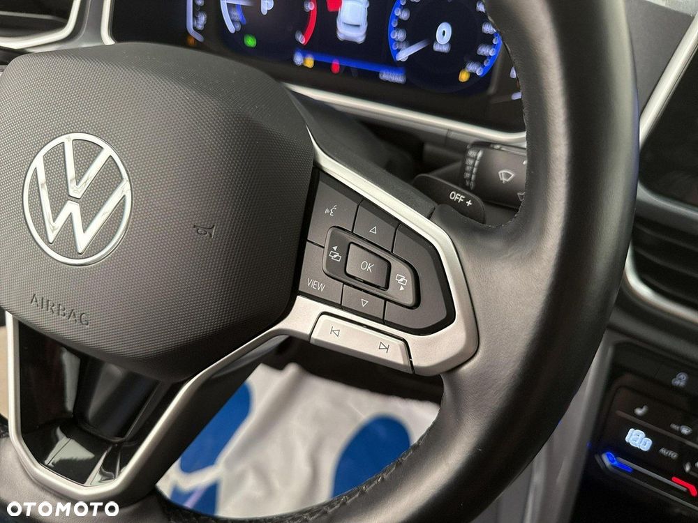 Volkswagen T-Roc - 28