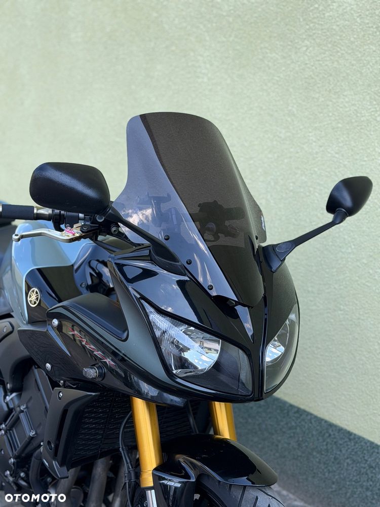 Yamaha FZ - 2