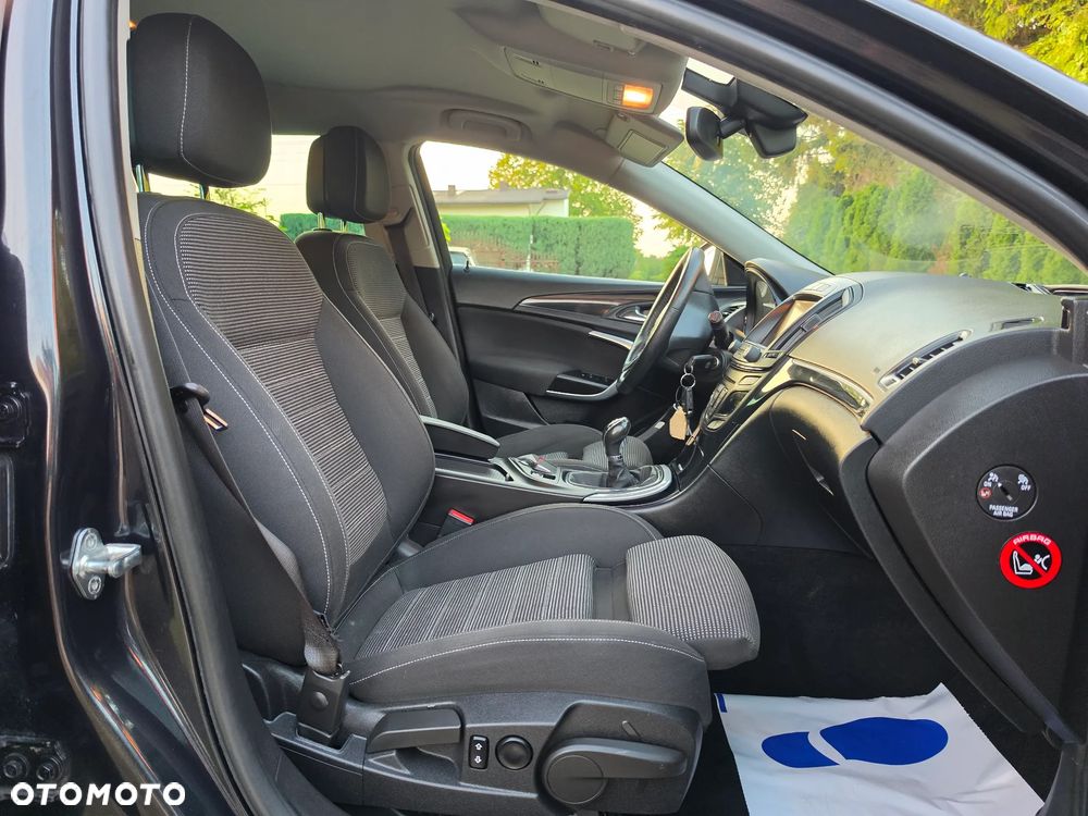 Opel Insignia 1.6 T Cosmo S&S EU6 - 18