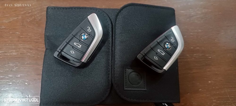 BMW 330 e Aut. Advantage - 44