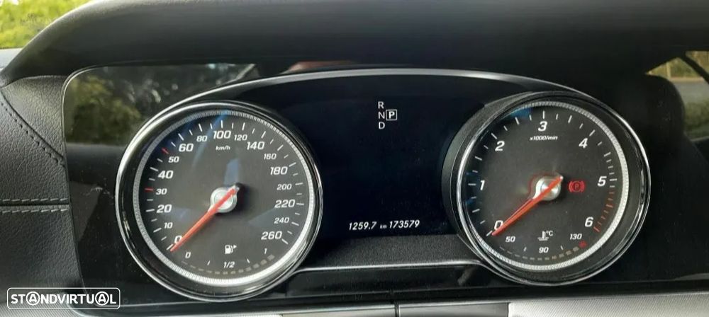 Mercedes-Benz E 220 - 5